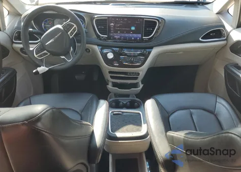 2023 Chrysler Pacifica Hybrid Touring L z USA, uszkodzony, nr VIN 2C4RC1L77PR541141